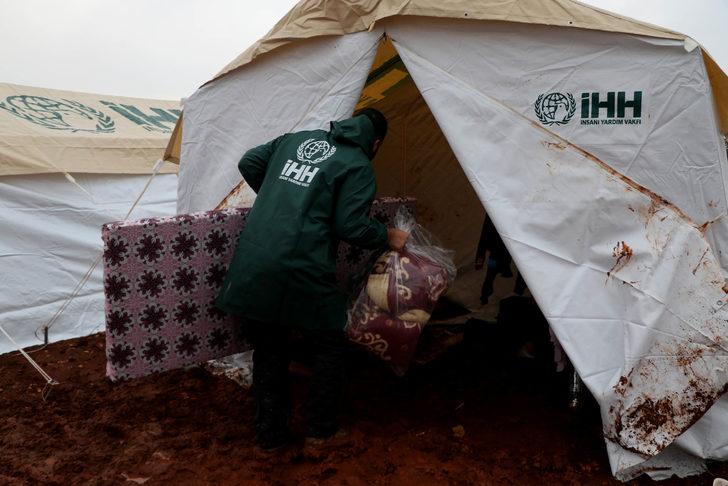 Suriye'de rejim ve Rusya'nın saldırılarından kaçış sürüyor (2) G4