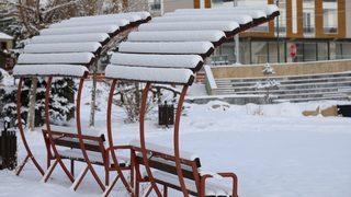 Başkale beyaz örtüyle kaplandı