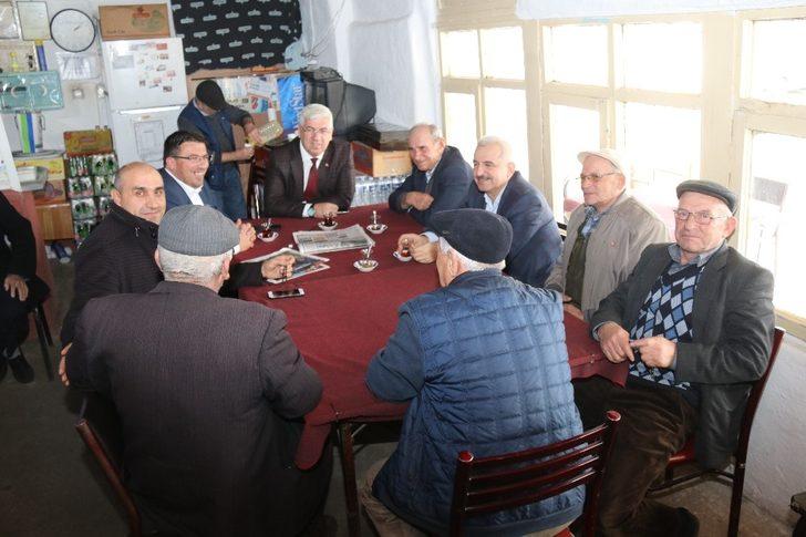 Başkan Yüksel mahallelerin sorunlarını yerinde dinliyor G1