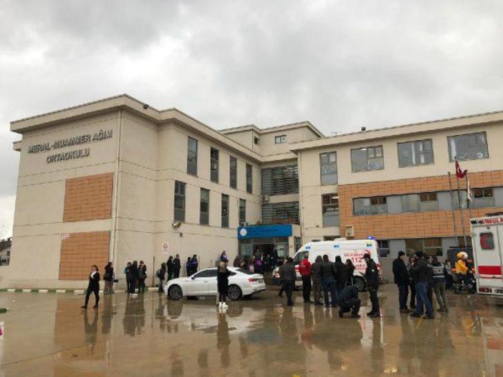 Bursa'da 27 öğrenci ve 1 öğretmen hastaneye kaldırıldı G4