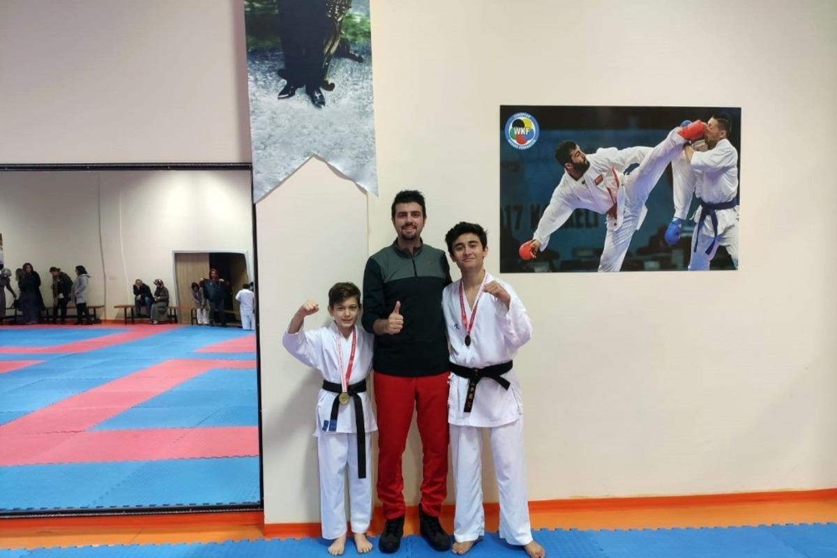 Karate&rsquo;de Kdz. Ereğlili sporcular şampiyon oldu