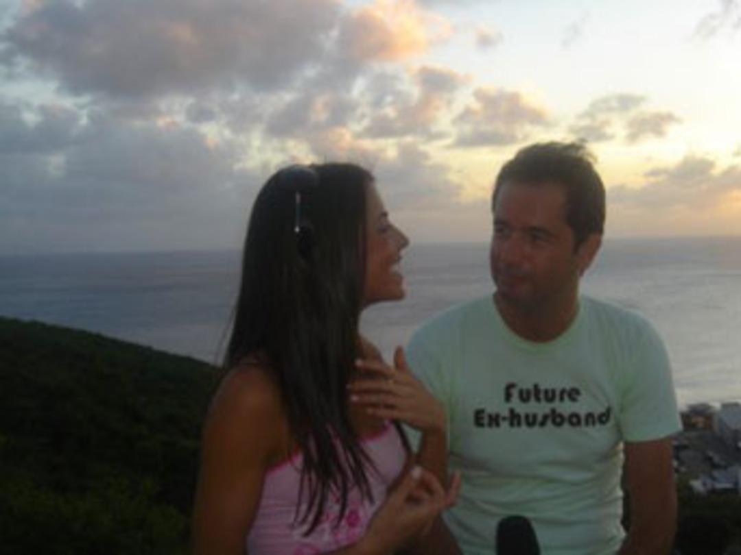 Acun bana gel dese...