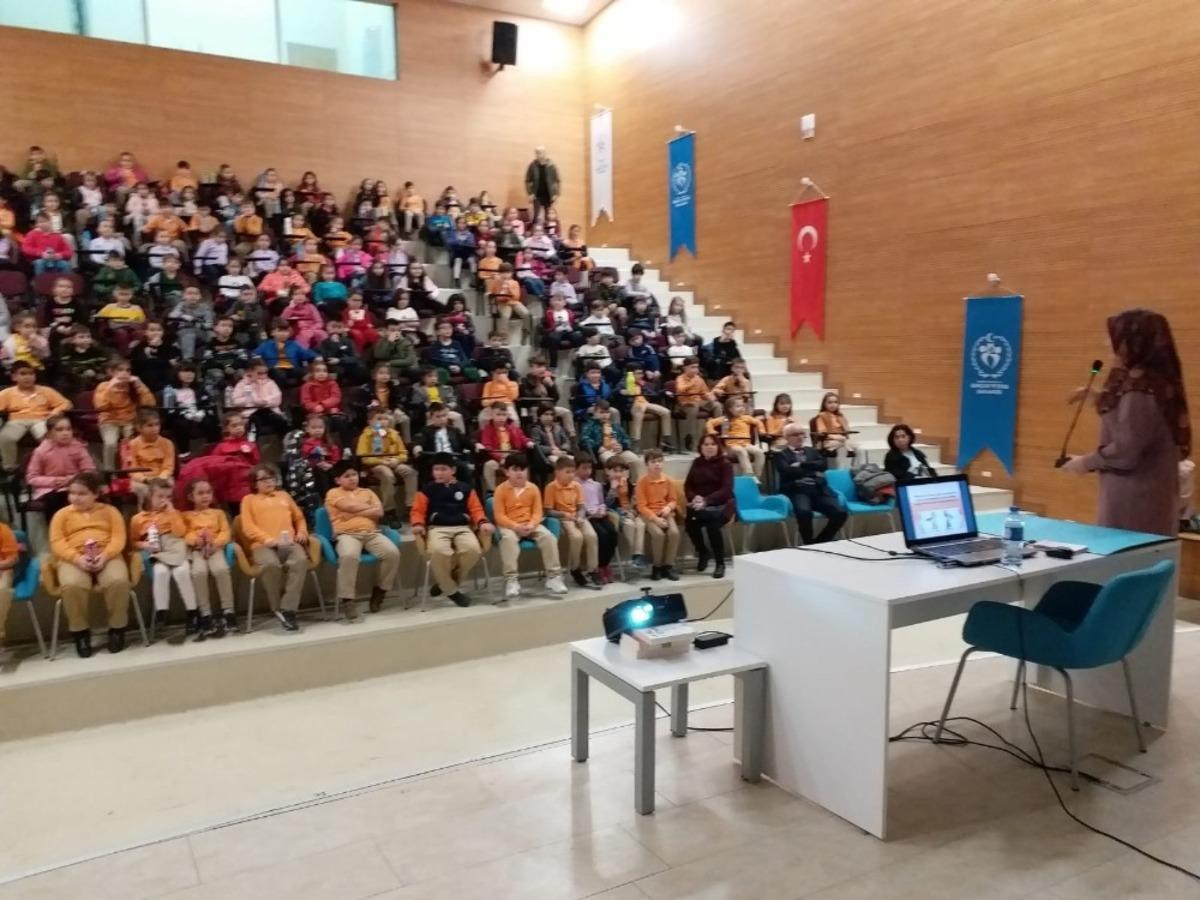 Fener İlkokulu&rsquo;na &rsquo;&rsquo;Sağlıklı Beslenme ve Obezite" konulu eğitim