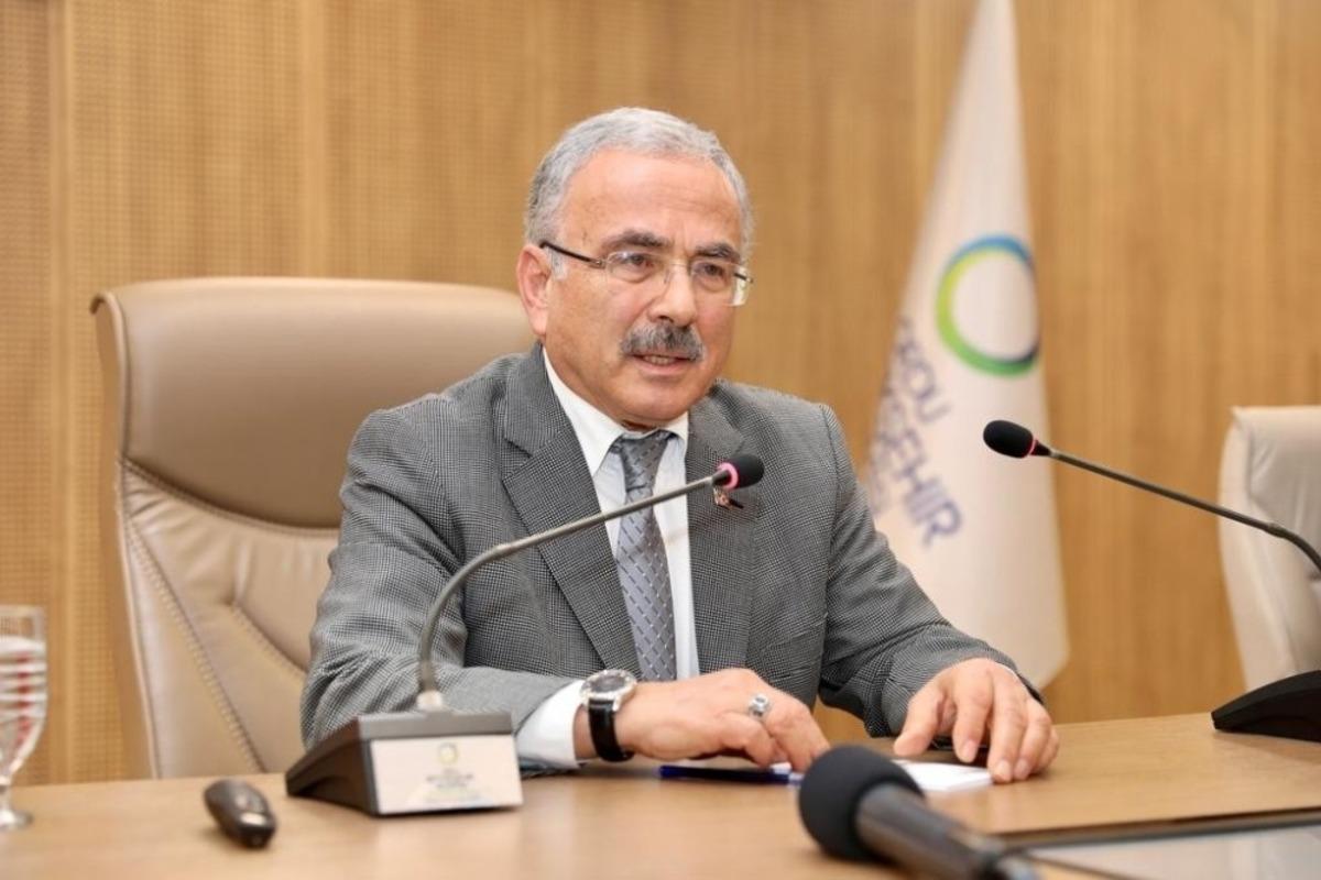 Hilmi G&uuml;ler&rsquo;den muhtarlara g&uuml;vence