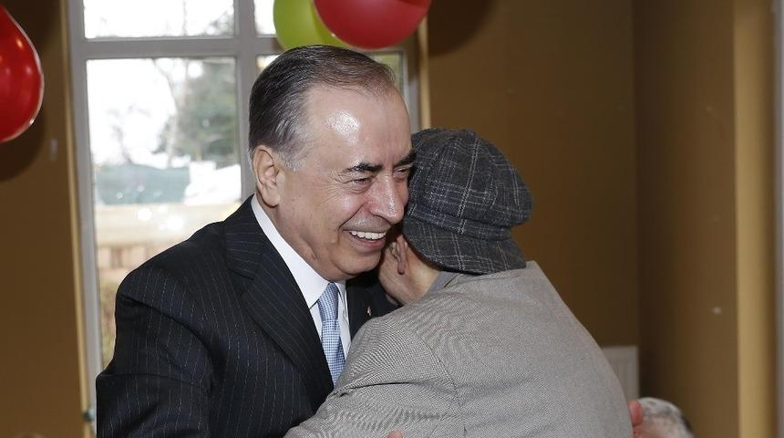 Mustafa Cengiz’den Galatasaraylılar Yurdu’na ziyaret
