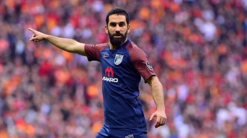 Arda Turan'dan flaş paylaşım! Galatasaray'a mı dönüyor?
