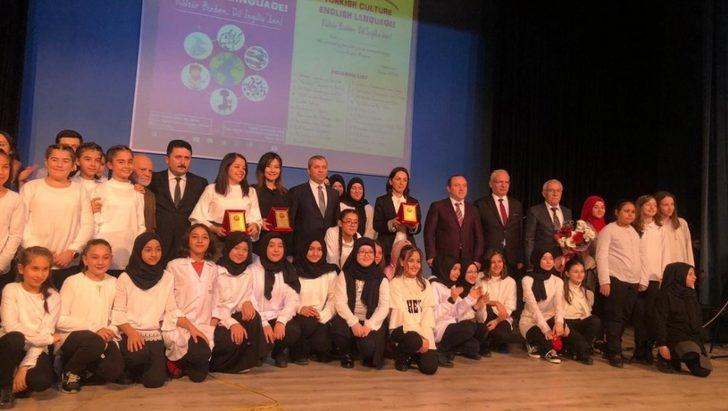 Öğrenciler tarihi isimlerle İngilizce öğreniyor G1