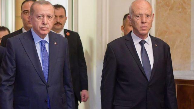 Erdoğan, Tunus'ta mevkidaşı Kais Said ile buluştu.