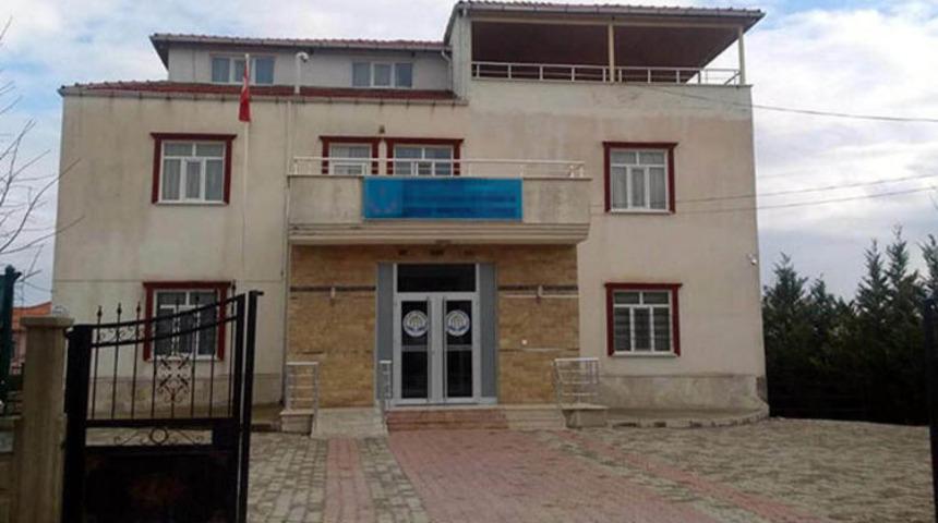 Denizli’nin Çivril ilçesinde iğrenç olay pencereden atılan notla ortaya çıkmıştı! O yurt mühürlendi