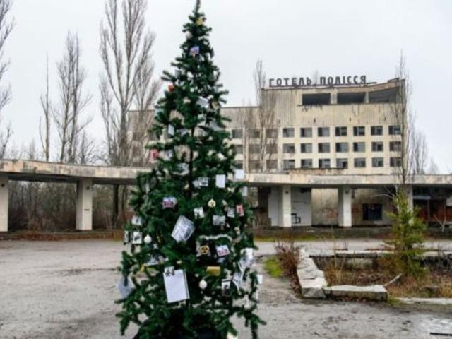 'Hayalet kasaba'da 33 yıl sonra ilk Noel ağacı