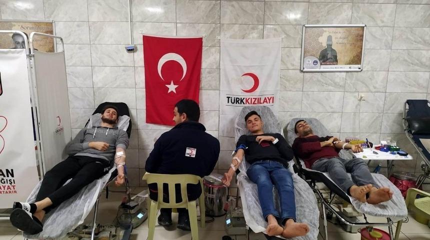 ‘Kan Ver Hayat Kurtar’ kampanyasına üniversitelerden destek