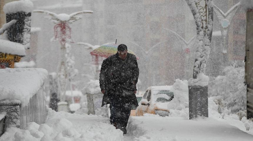 Meteoroloji'den tüm Türkiye'ye son dakika uyarısı! Kar, yağmur, fırtına...