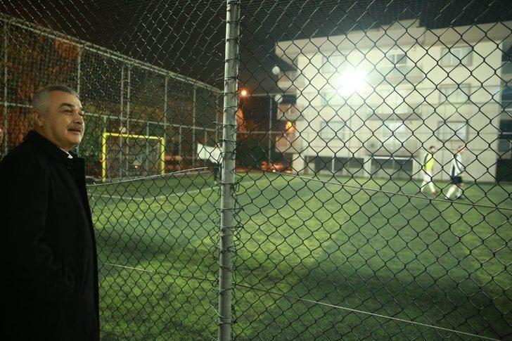 AK Partili Mustafa Savaş’tan gazetecilere baklava dopingi G5