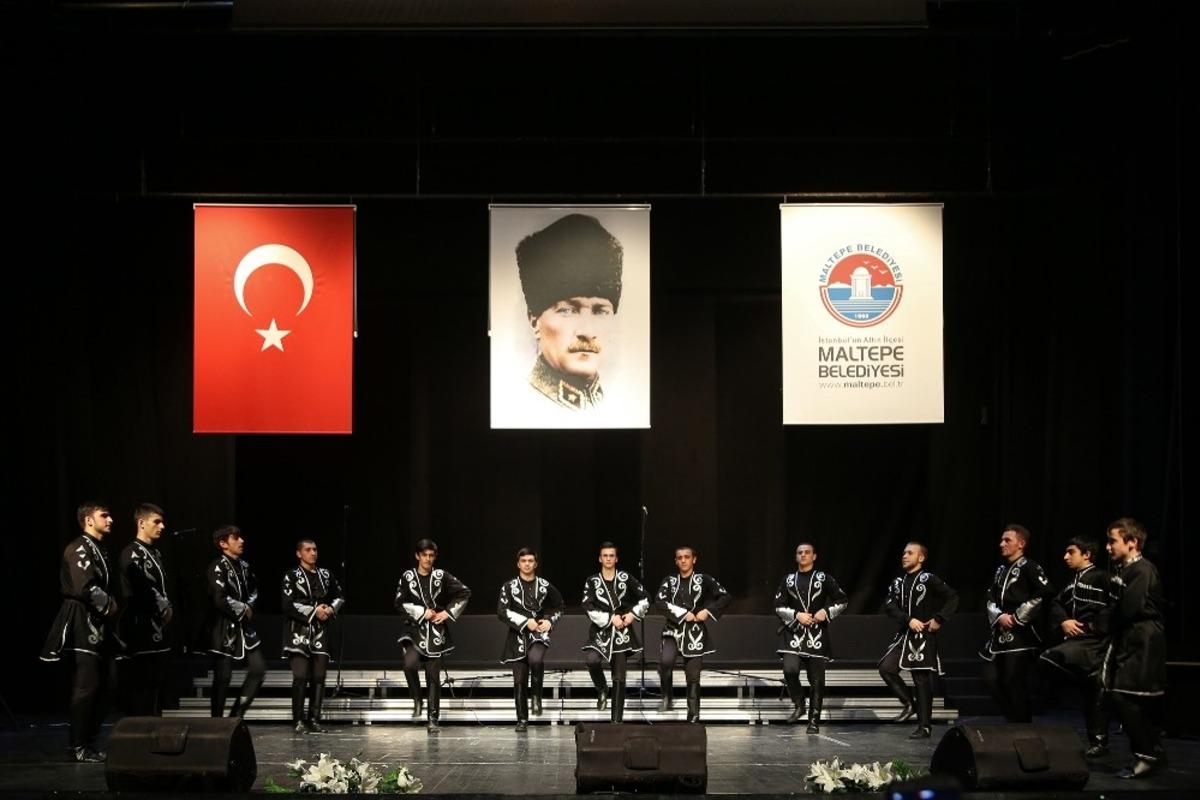 22 millet Maltepe&rsquo;de bir araya geldi