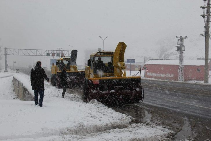 Bitlis’te kar yağışı G1