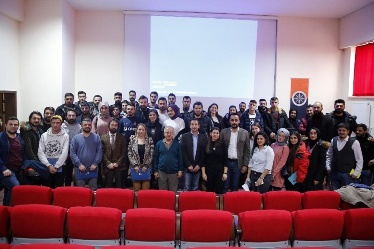 Arkeoloji B&ouml;l&uuml;m&uuml; Konferans d&uuml;zenledi