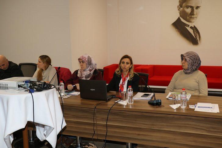 Manisa TSO’da ‘Etiket Yönetmeliği Değişikliği Bilgilendirme Toplantısı’ düzenlendi G2