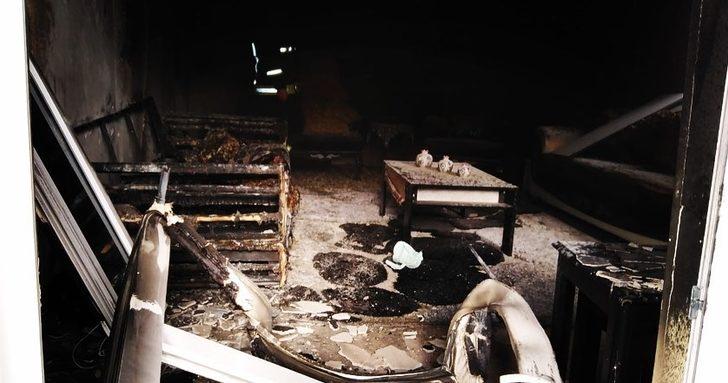 Van’da meydana gelen 4 ayrı yangına itfaiye ekipleri müdahale etti G3