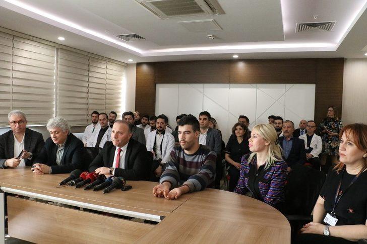 Çift kol nakli yapılan Yusuf kameraların karşısına geçti: Elimi kolumu sallayarak gezeceğim G2