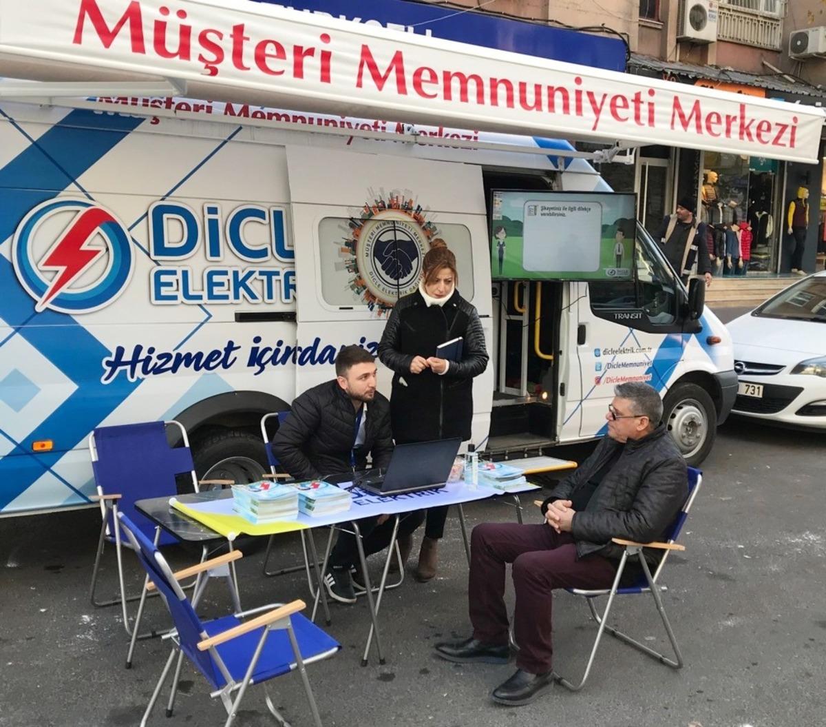 Dicle Elektrik, mobil m&uuml;şteri memnuniyet aracıyla hizmeti halkın ayağına g&ouml;t&uuml;r&uuml;yor