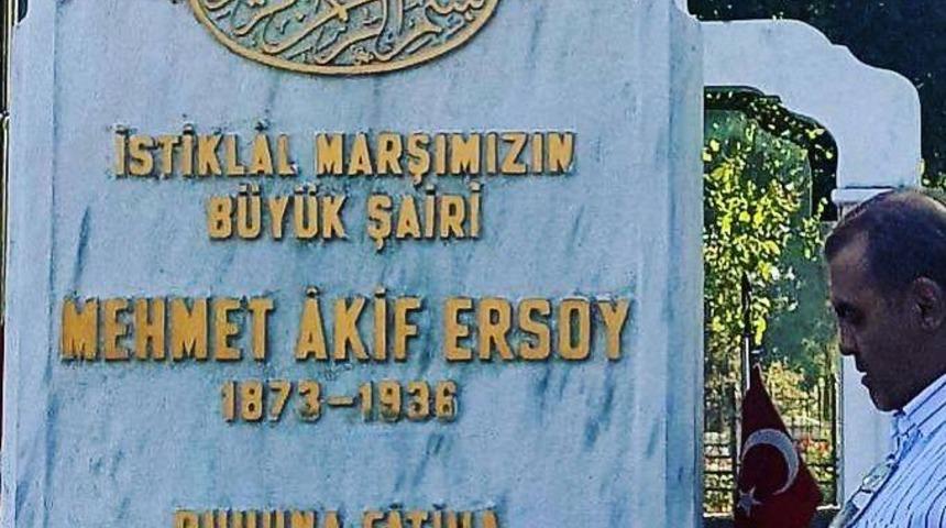 Kavaklılar Derneği Mehmet Akif Ersoy’u andı