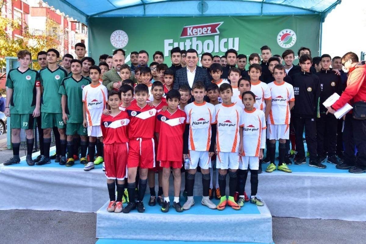 Futbolcu Fabrikası Kepez&rsquo;de projesi