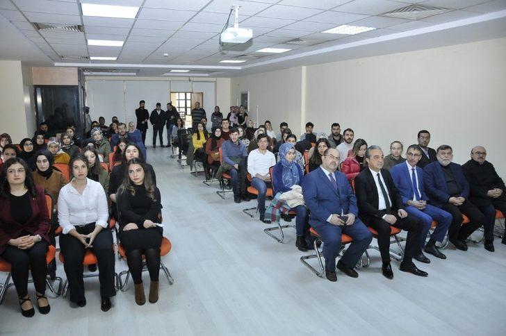 Mehmet Akif Ersoy’u anma ve anlama etkinliği yapıldı G3