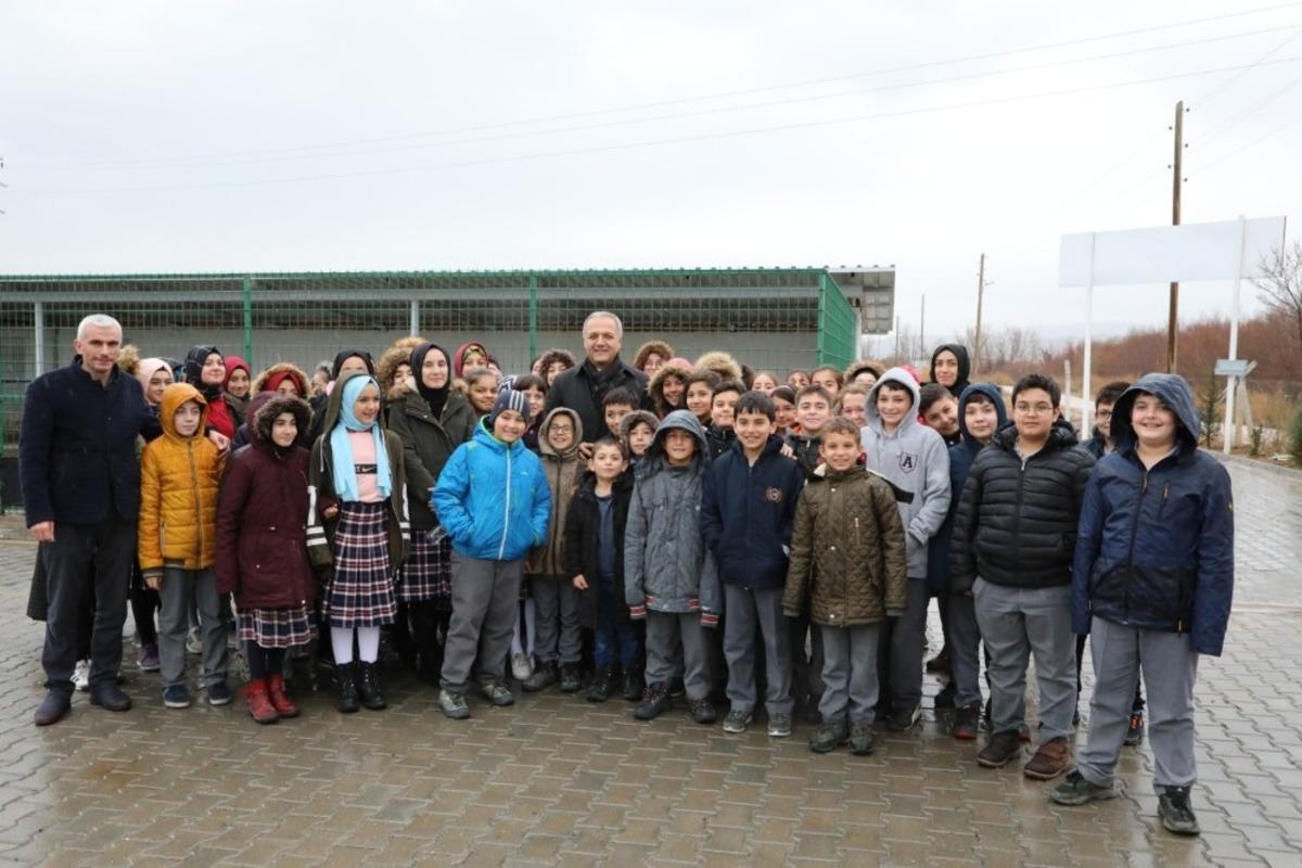 Başkan &Uuml;&ccedil;ok: &ldquo;&Ccedil;ocuklarımızın duyarlılığı bizleri umutlandırıyor&rdquo;