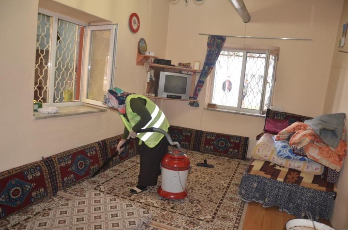 Ereğli Belediyesinin &ldquo;Evde Bakım Hizmeti&rdquo; devam ediyor