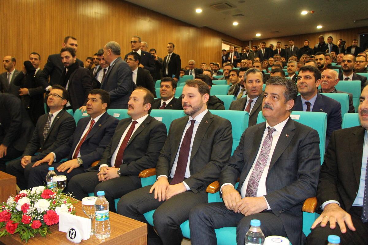 Bakan Albayrak: Konut kredi faizini 0.99'dan 0.79'a indirdik