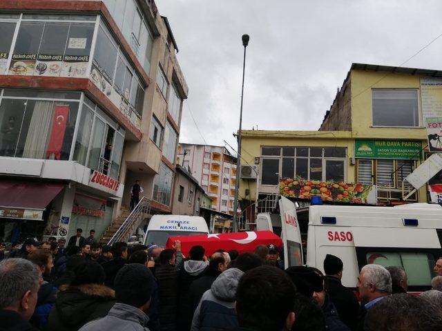 Trafik kazasında hayatını kaybeden Uzman Çavuş memleketi Batman’da toprağa verildi