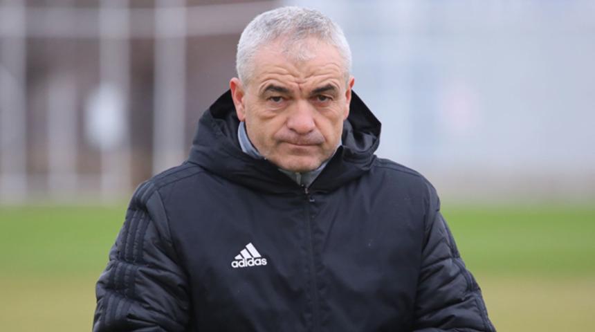 Rıza Çalımbay: Çok transfer yapmayacağız