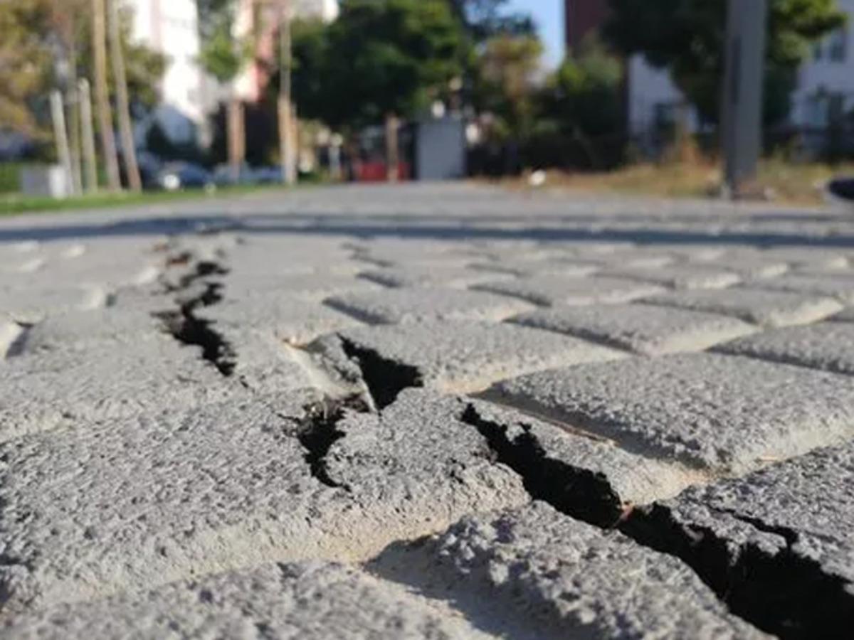 Elazığ'daki 4.9 b&uuml;y&uuml;kl&uuml;ğ&uuml;ndeki deprem sonrası Do&ccedil;. Dr. Tolga Bekler'den korkutan a&ccedil;ıklama