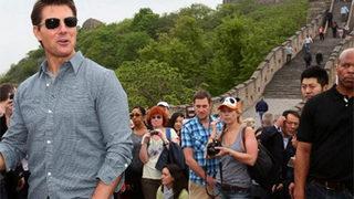 Tom Cruise hayranlarından kaçtı
