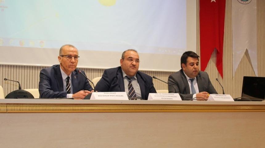 &Uuml;niversite &ouml;ğrencilerine T&uuml;rk Spor Teşkilat Yapısı anlatıldı