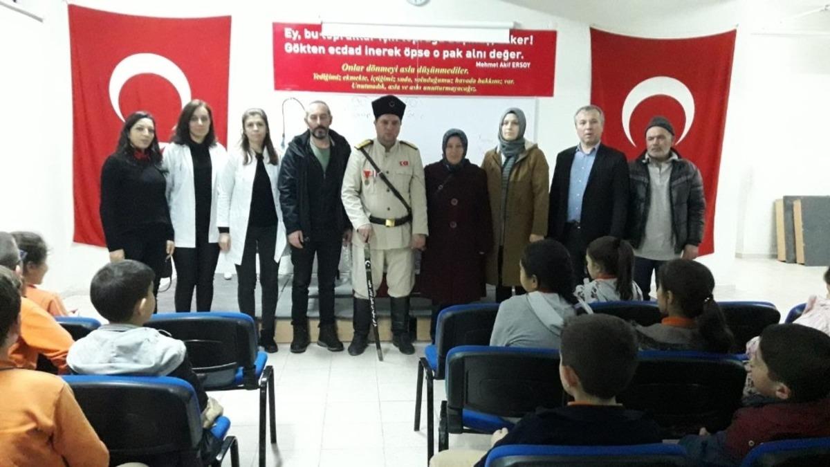 &Ouml;ğrencilere milli şuur anlatıldı