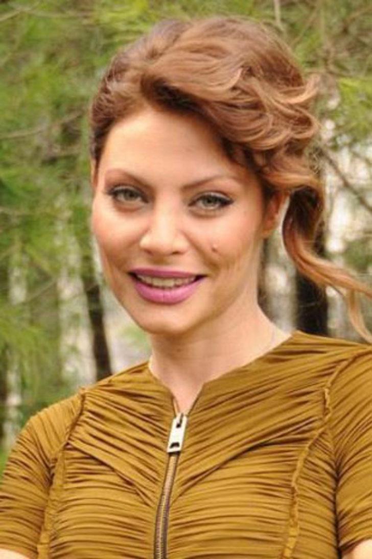 Ünlülerin Anneler Günü Ünlülerin Anneler Günü