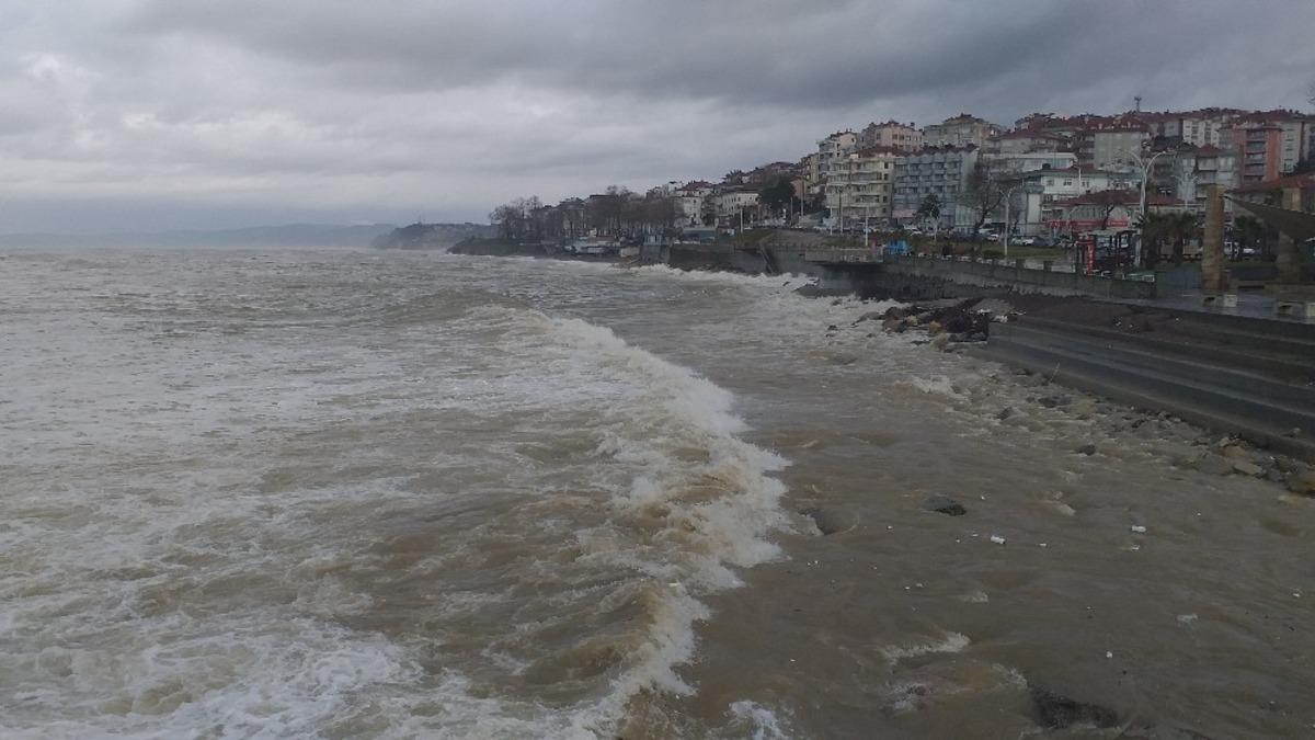 Hava karardı, Karadeniz kabardı