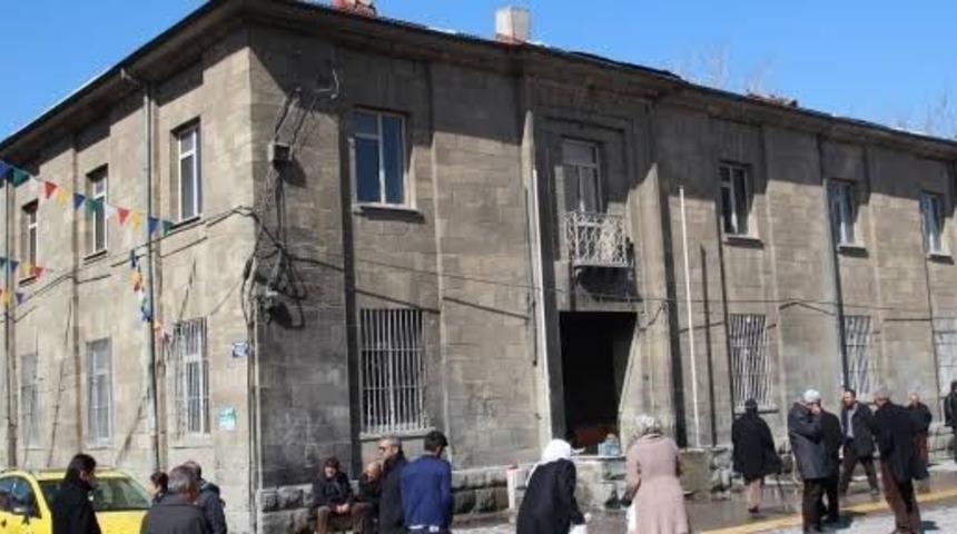 Eski Tekel binası ‘Kültür Evi’ oluyor