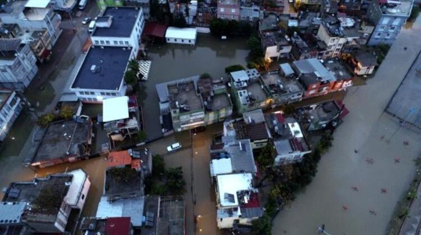AK Parti Sözcüsü Ömer Çelik açıkladı! Hesaplarına biner TL yatırıldı