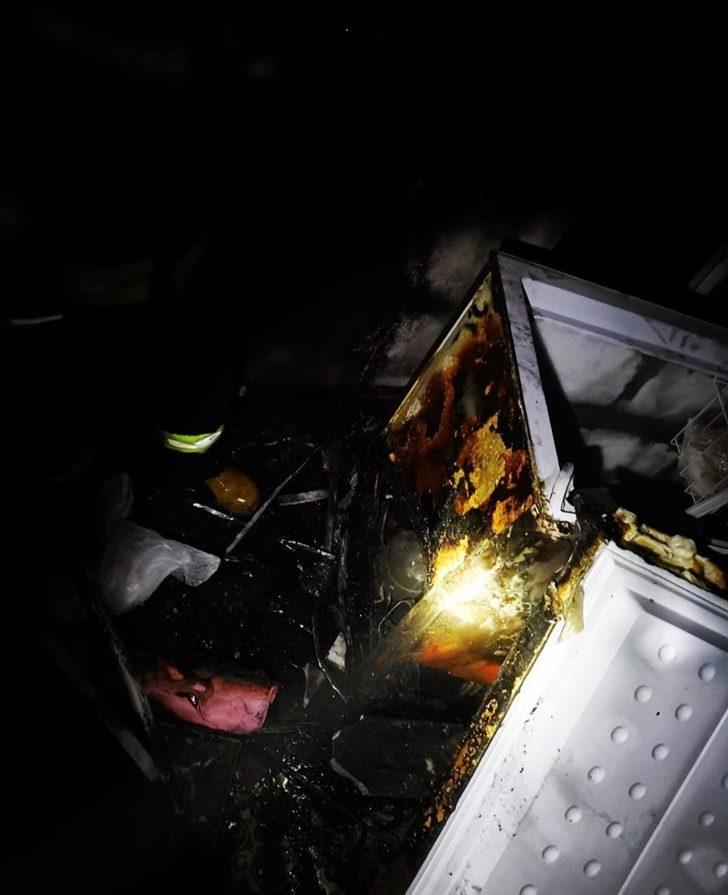 Van’da ev yangını G4