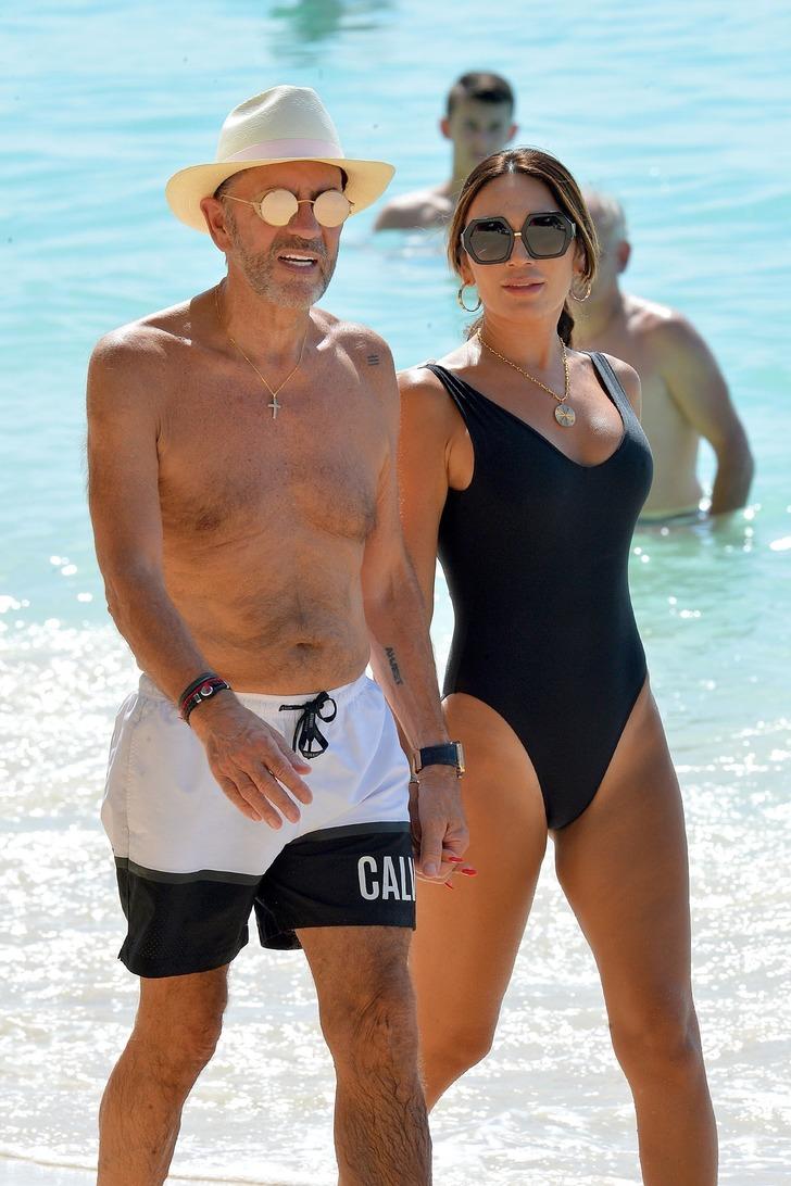 31 yaş genç eşle tatil keyfi G2