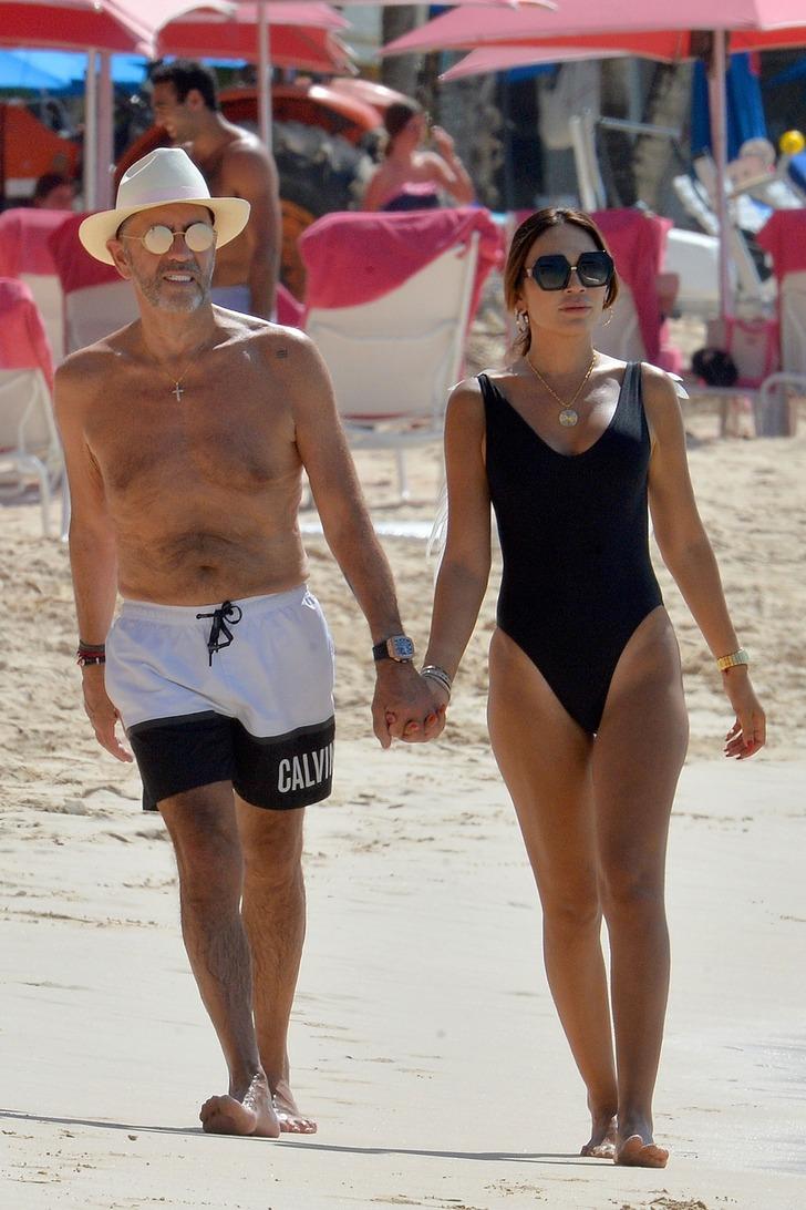 31 yaş genç eşle tatil keyfi G3