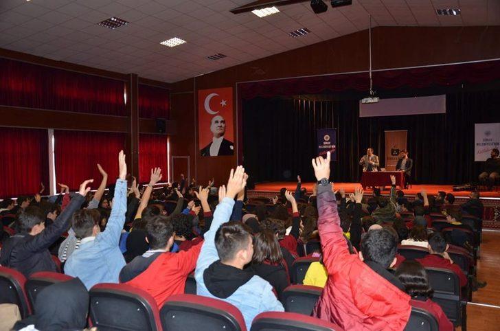 Belediye’den söyleşi ve müzik dinletisi etkinliği G3