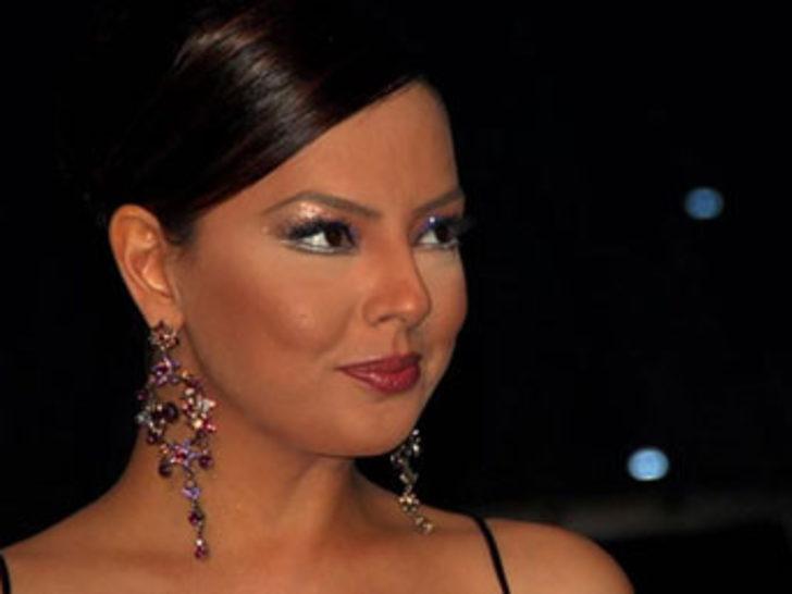 Ebru Gündeş doktor kontrolünde G4