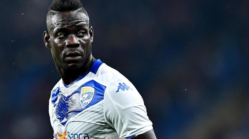 Balotelli'nin menajeri, transfer için Al Sharjah ile görüşüyoruz