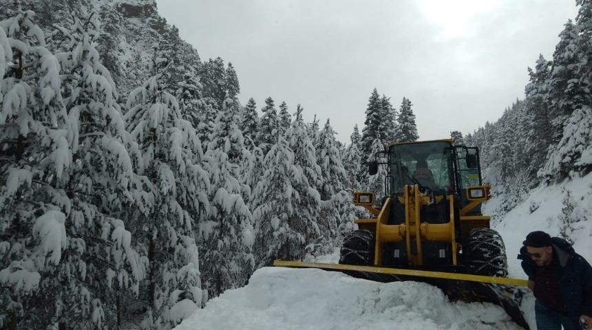 Sivas&rsquo;ta kapanan yollar a&ccedil;ıldı