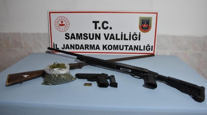 Bafra&rsquo;da 250 gram uyuşturucu ele ge&ccedil;irildi: 1 g&ouml;zaltı