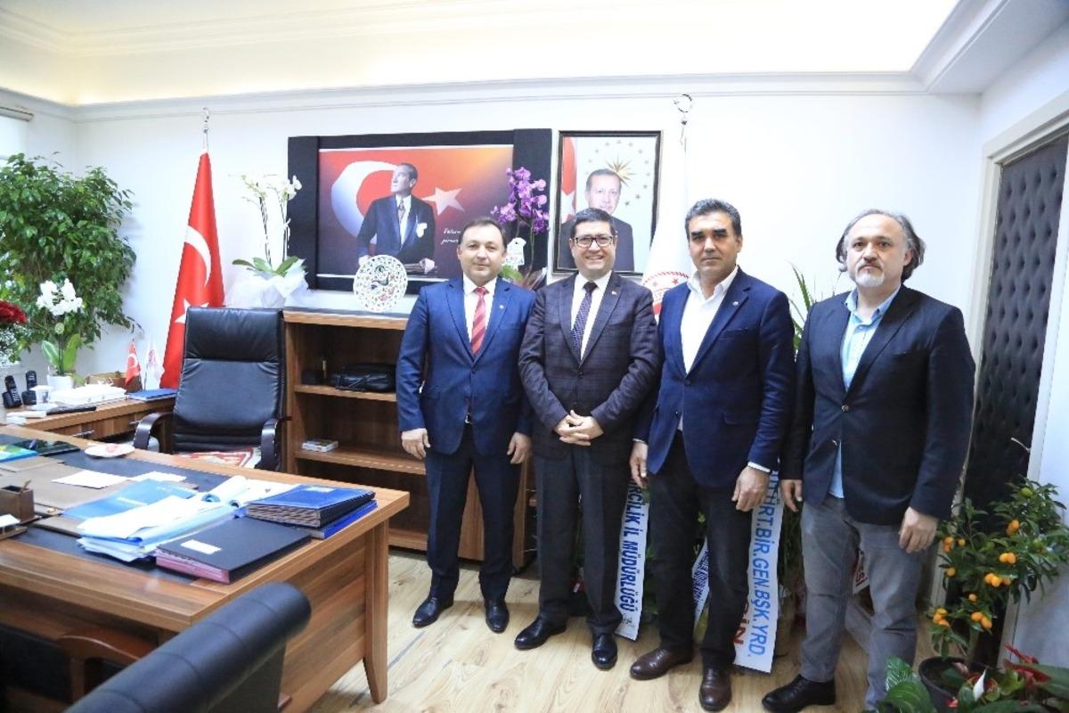 S&uuml;t Birliği&rsquo;nden M&uuml;d&uuml;r Saylak&rsquo;a hayırlı olsun ziyareti