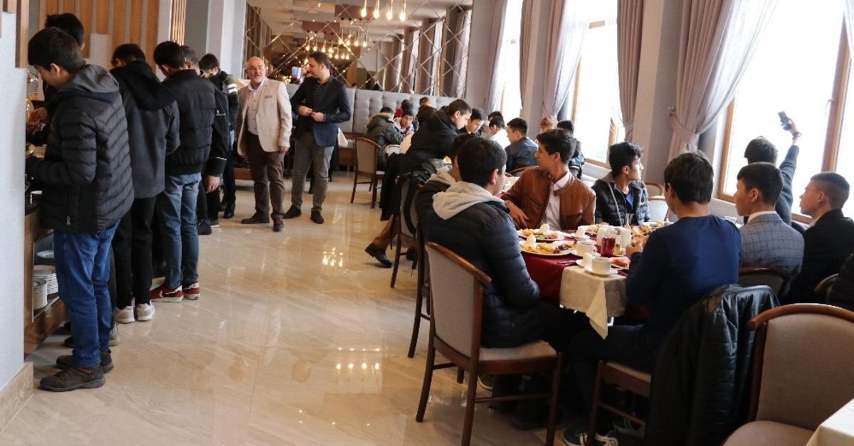 Ramada by Wyndham Van Oteli, m&uuml;lteci &ccedil;ocuklarını ağırladı